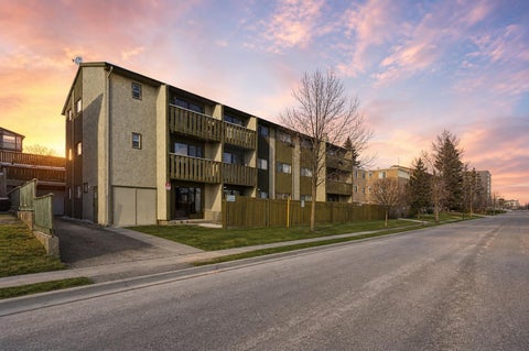 Photo of 3911 1 Street NE #10, Calgary, AB T2E 3E2 (MLS # A2308319)