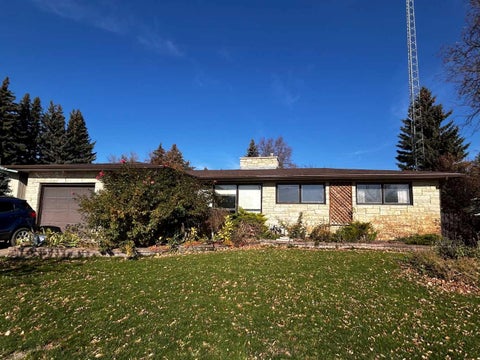 Photo of 808 4 Avenue W, Brooks, AB T1R 0B5 (MLS # A2353629)
