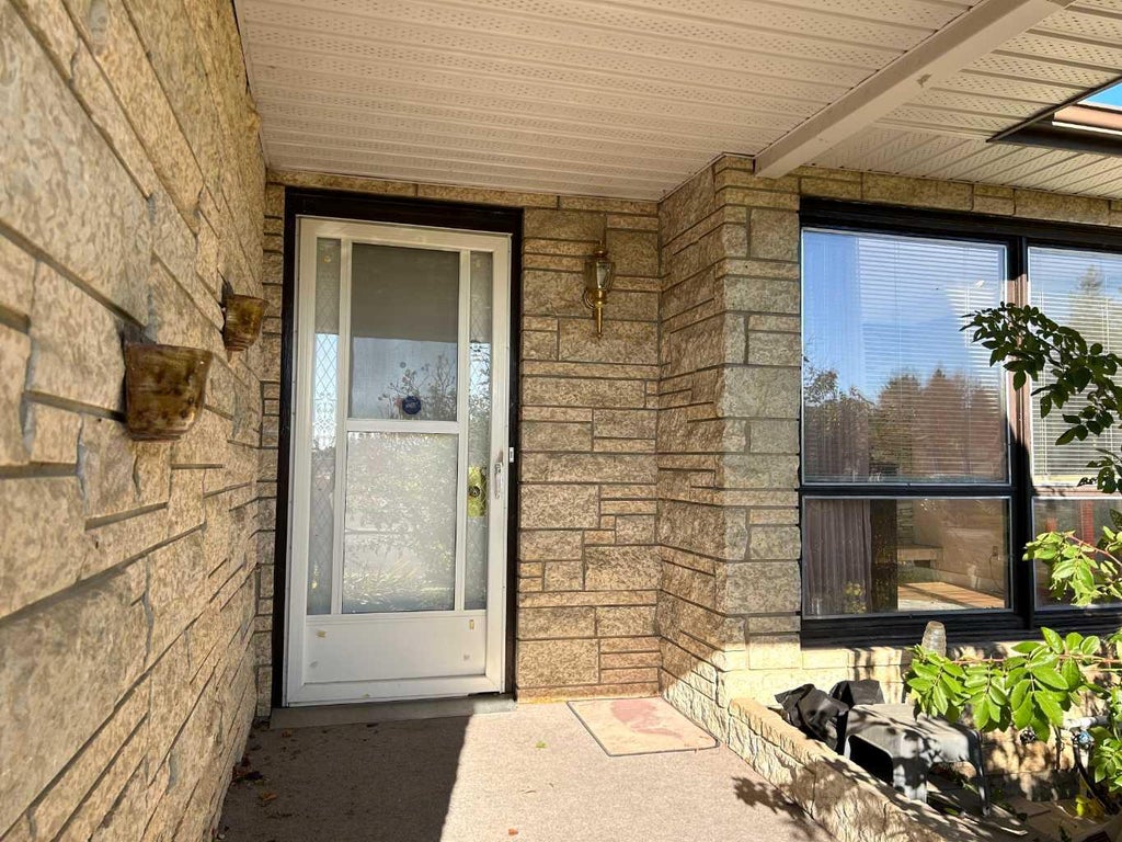 Photo of 808 4 Avenue W, Brooks, AB T1R 0B5 (MLS # A2353629)