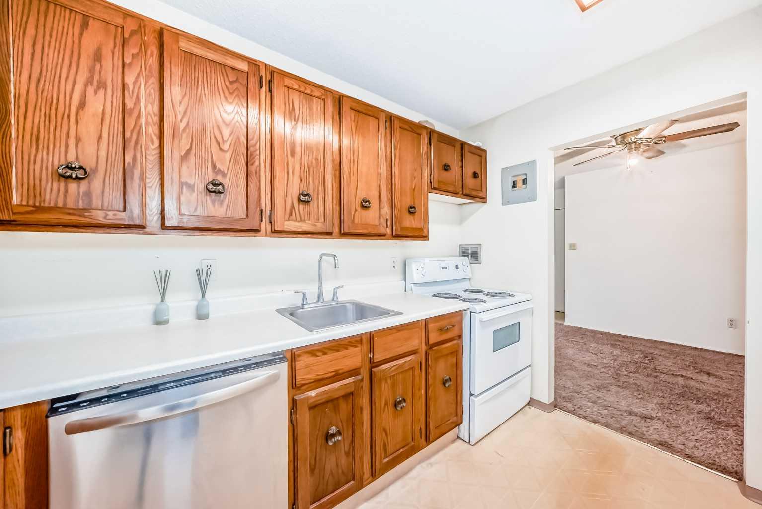 315 Southampton Drive SW 1312