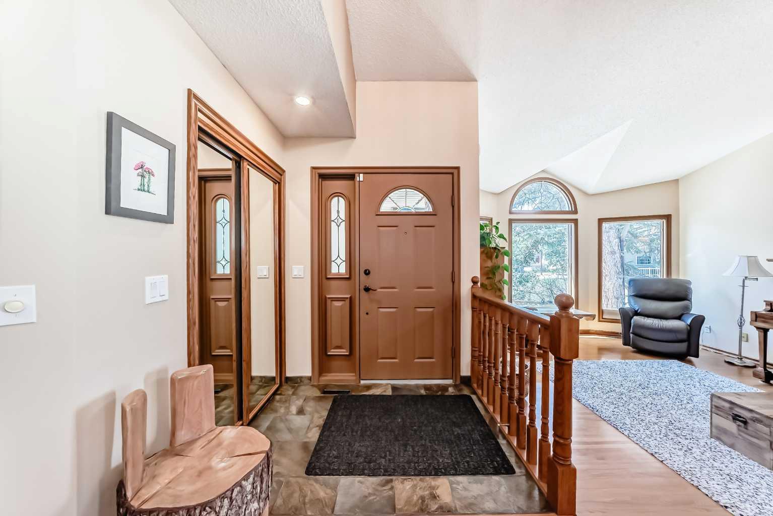 29 Deer River Green SE