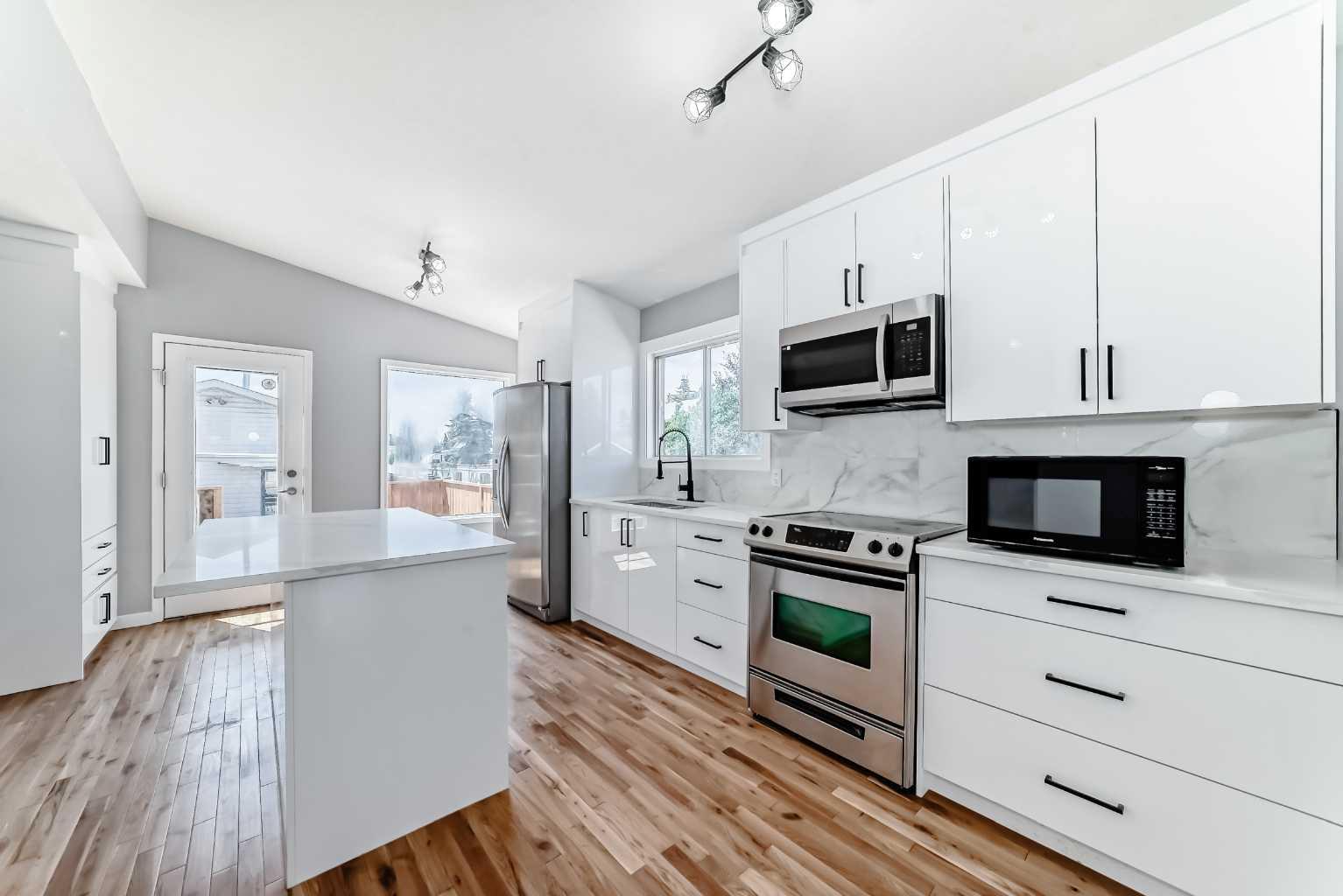 77 Shawfield Way SW