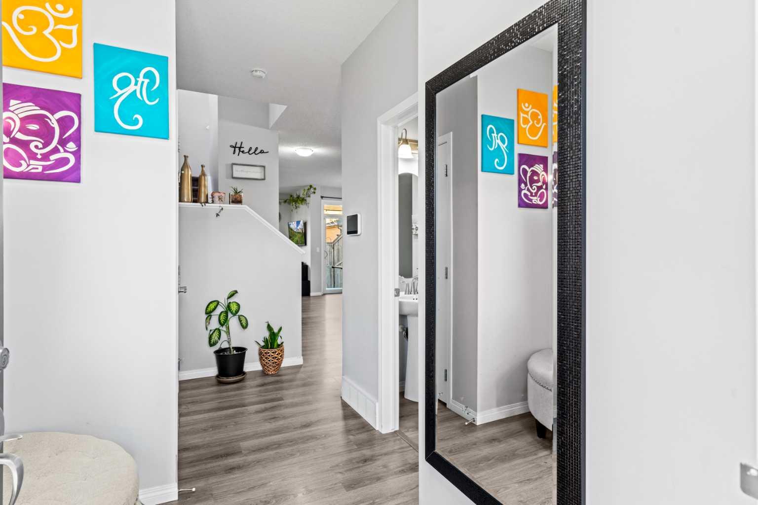 74 Legacy Glen Common SE