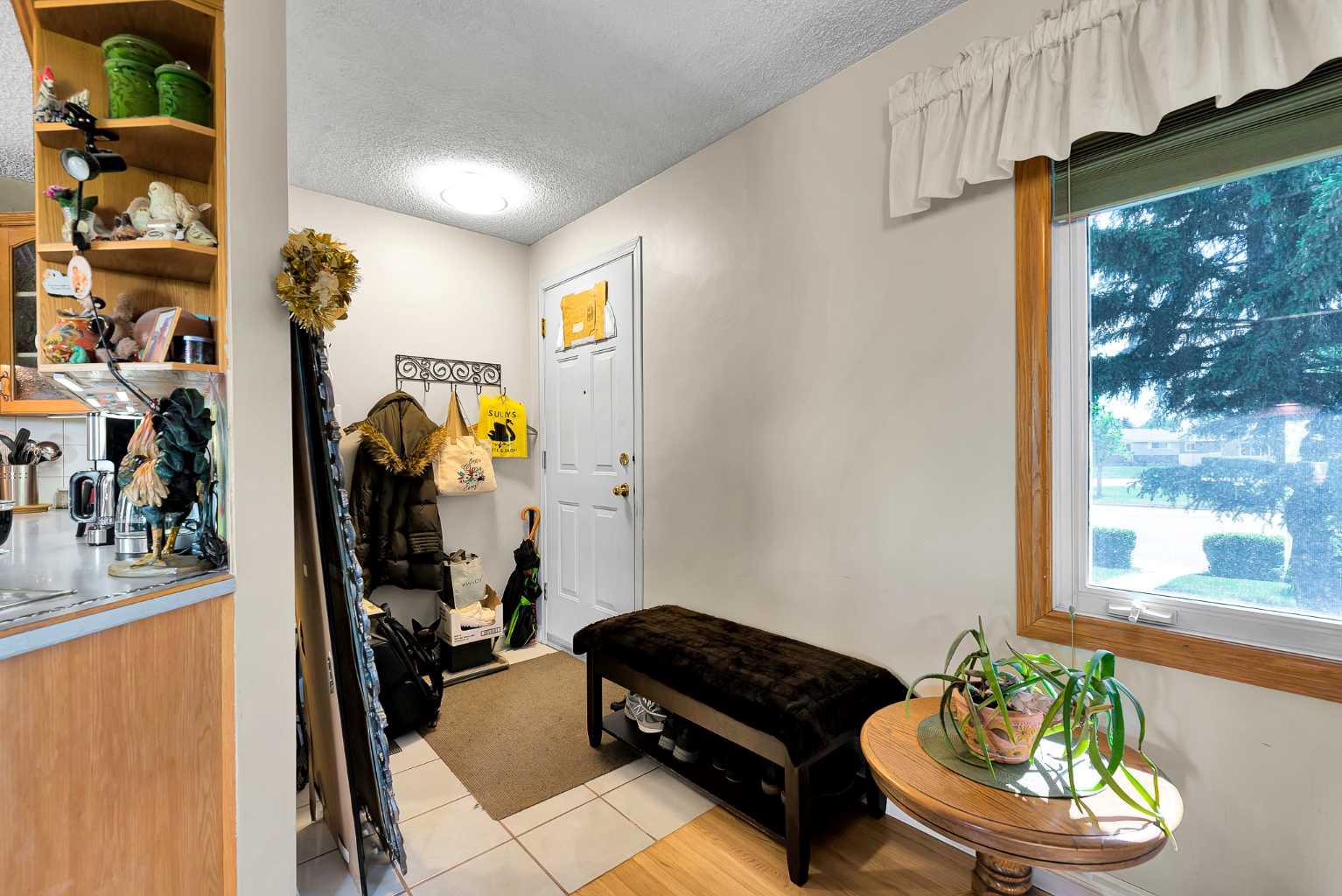 244 Travis Place NE
