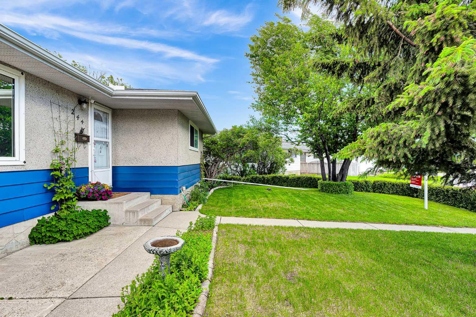 244 Travis Place NE