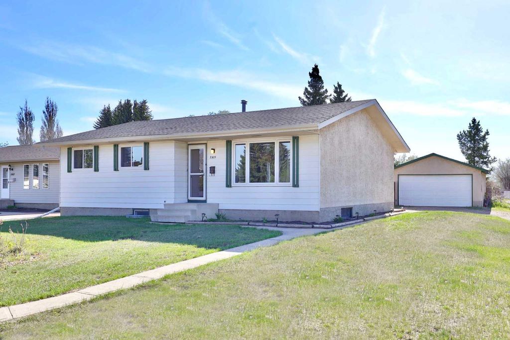 Photo of 3305 Erickson Drive, Camrose, AB T4V 3X1 (MLS # A2311573)