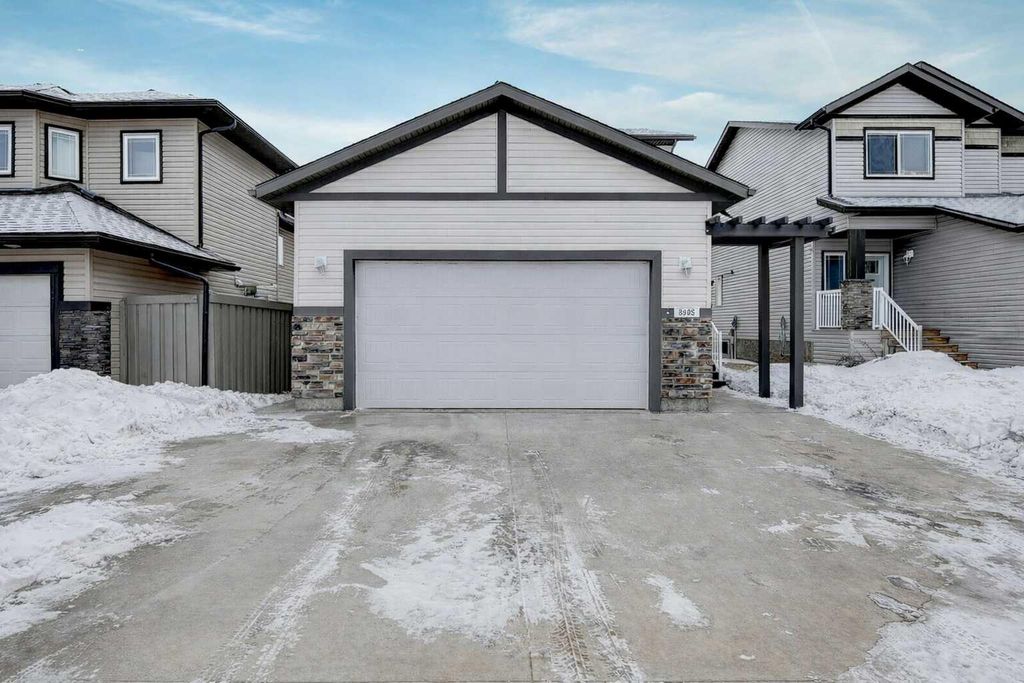 Photo of 8905 94 Avenue, Grande Prairie, AB T8X 0M3 (MLS # A2292723)