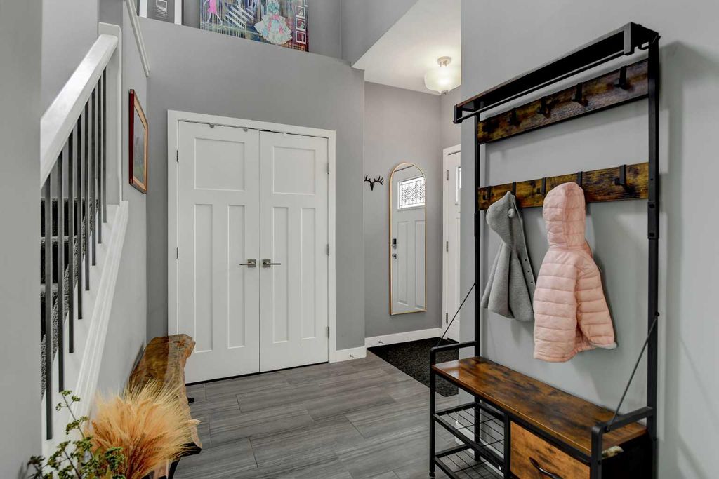 Photo of 8905 94 Avenue, Grande Prairie, AB T8X 0M3 (MLS # A2292723)