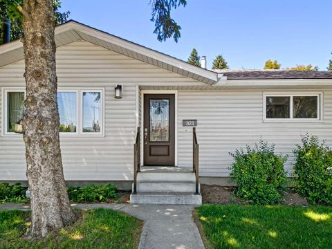 Photo of 321 Haddon Road, Calgary, AB T2V 2Z4 (MLS # A2331417)