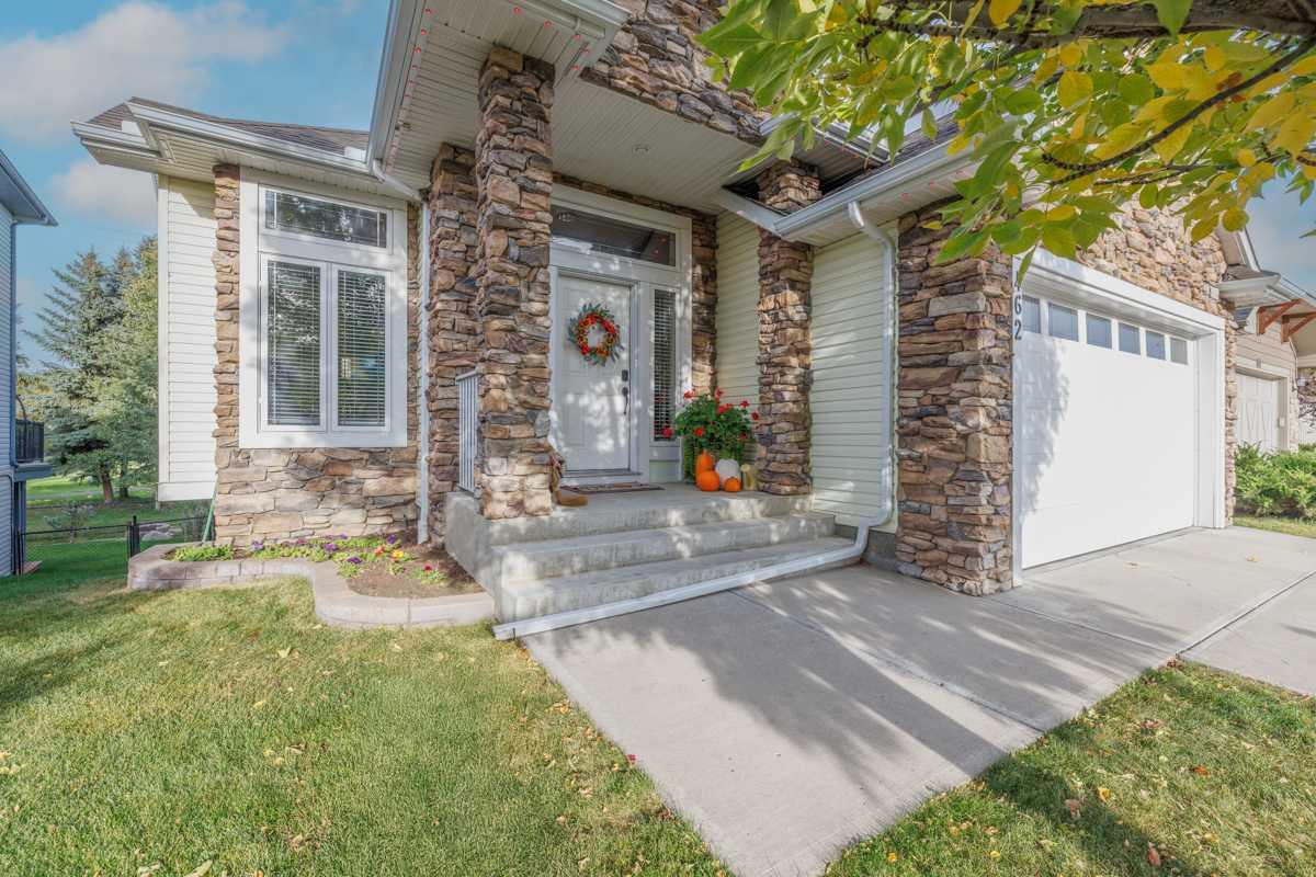 462 Crystal Green Manor