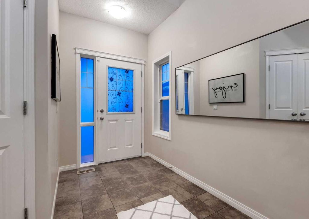 Photo of 63 Panton Way NW, Calgary, AB T3K 0X6 (MLS # A2283741)