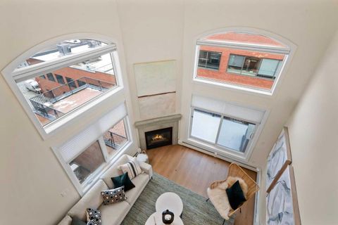 881 15 Avenue SW 511 Calgary AB T2R 1R8