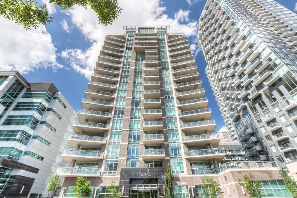Photo of 530 12 Avenue SW #604, Calgary, AB T2R 0B1 (MLS # A2317162)