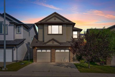 126 Tuscany Summit Heath NW Calgary AB T3L 0B9
