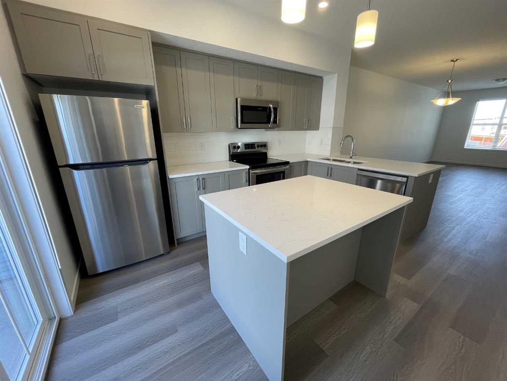 505 Copperstone Manor SE