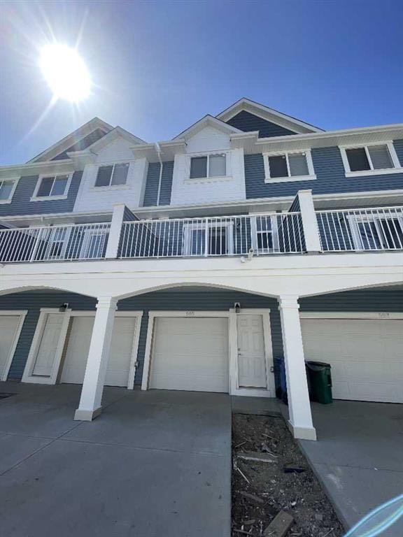 505 Copperstone Manor SE