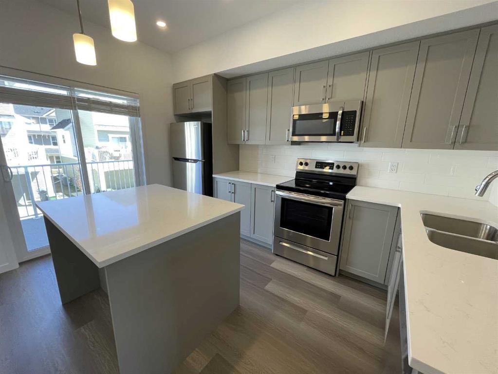 505 Copperstone Manor SE