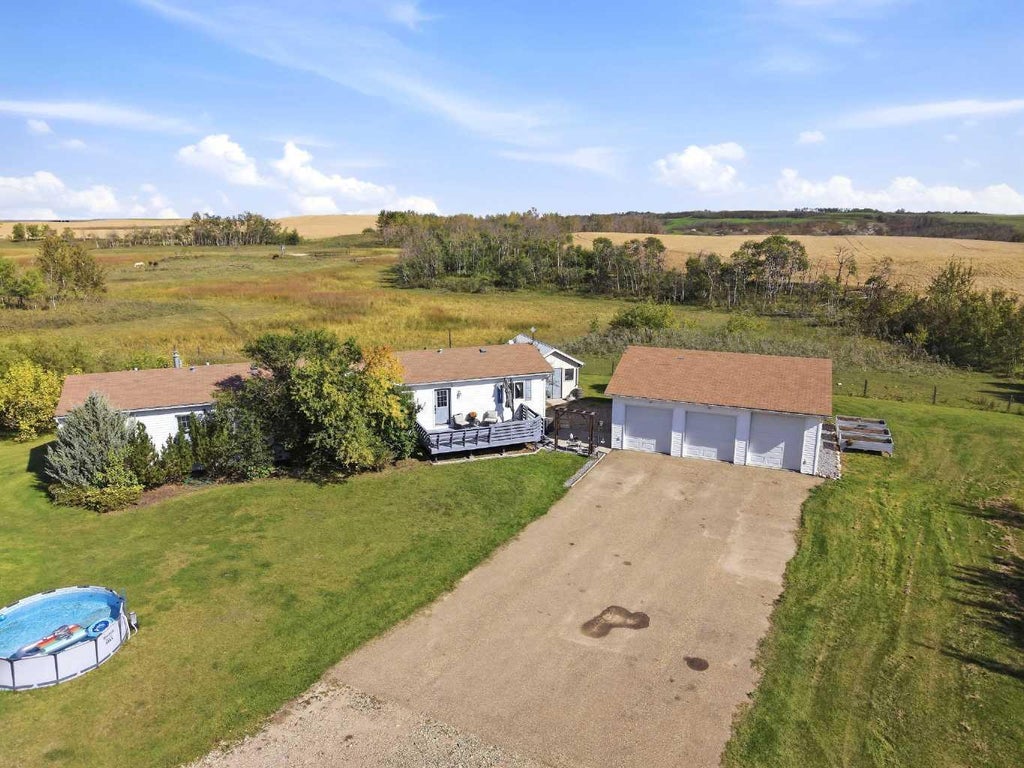 Photo of 39403 Range Road 222, Rural Lacombe County, AB T0C 0B0 (MLS # A2346641)