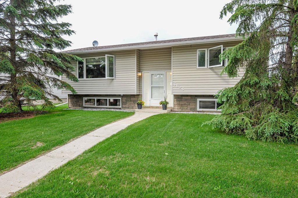 Photo of 6606 44 Avenue, Camrose, AB T4V 2T9 (MLS # A2322895)