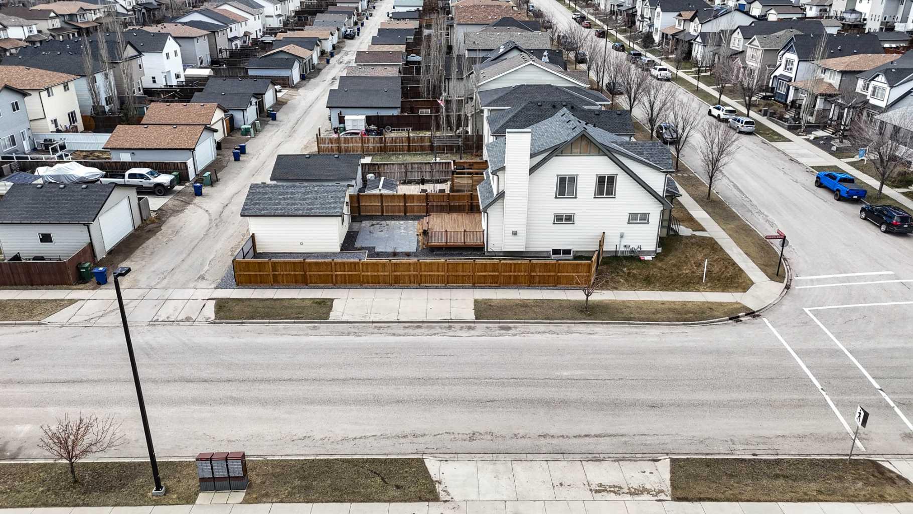 2275 Reunion Street NW