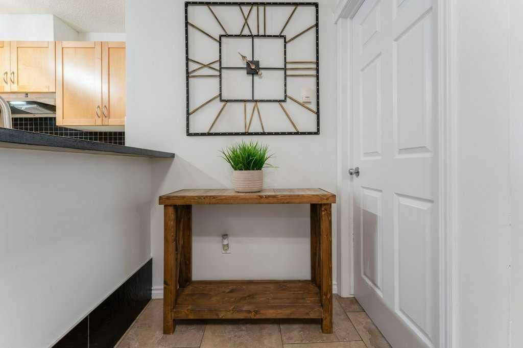 Photo of 70 Panamount Drive NW #1109, Calgary, AB T3K 5Z1 (MLS # A2275857)