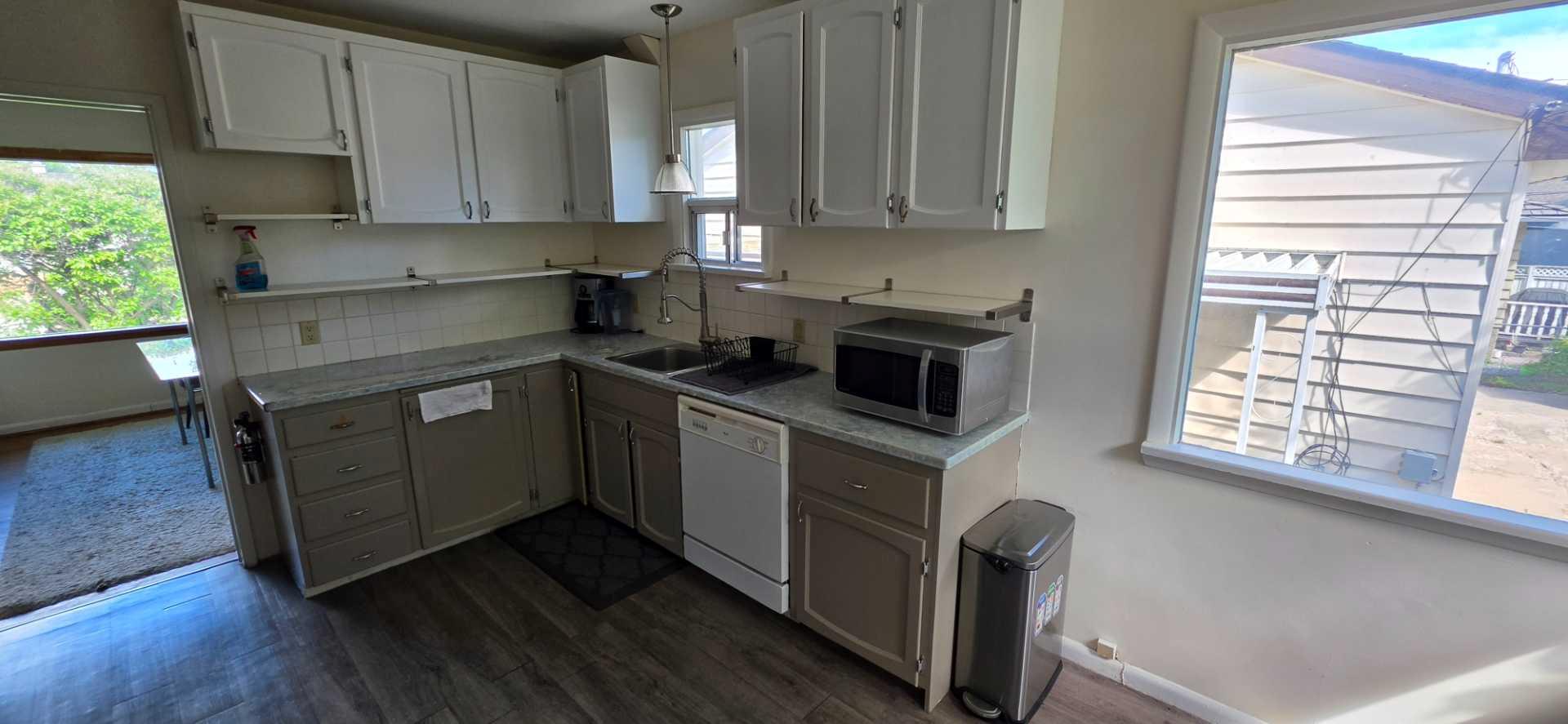2515 Cochrane Road NW