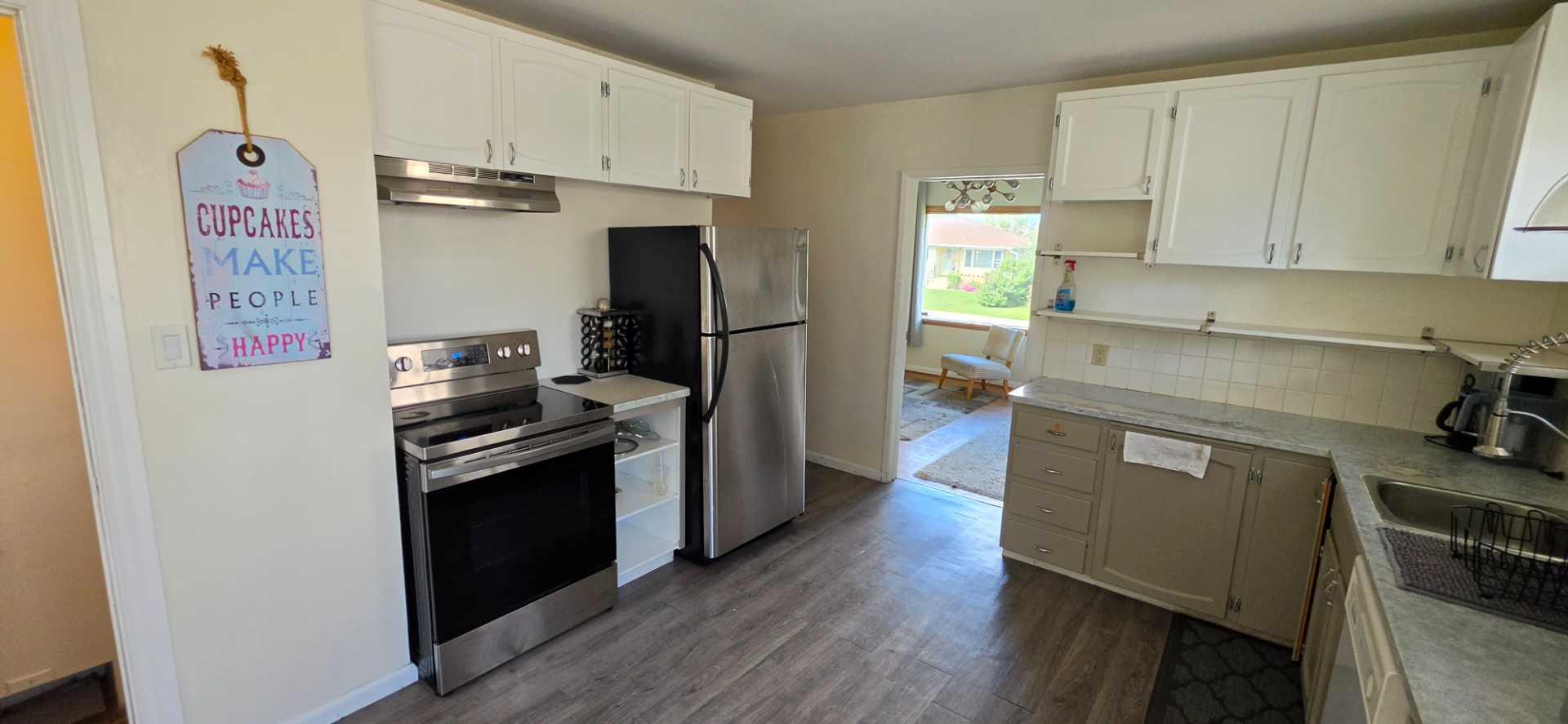 2515 Cochrane Road NW