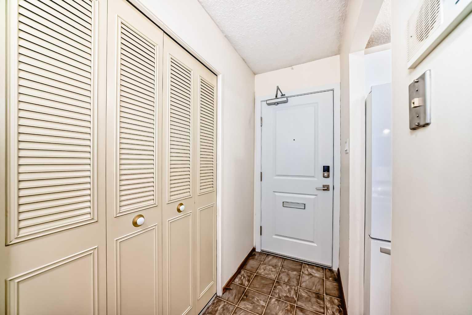 1620 8 Avenue NW 274