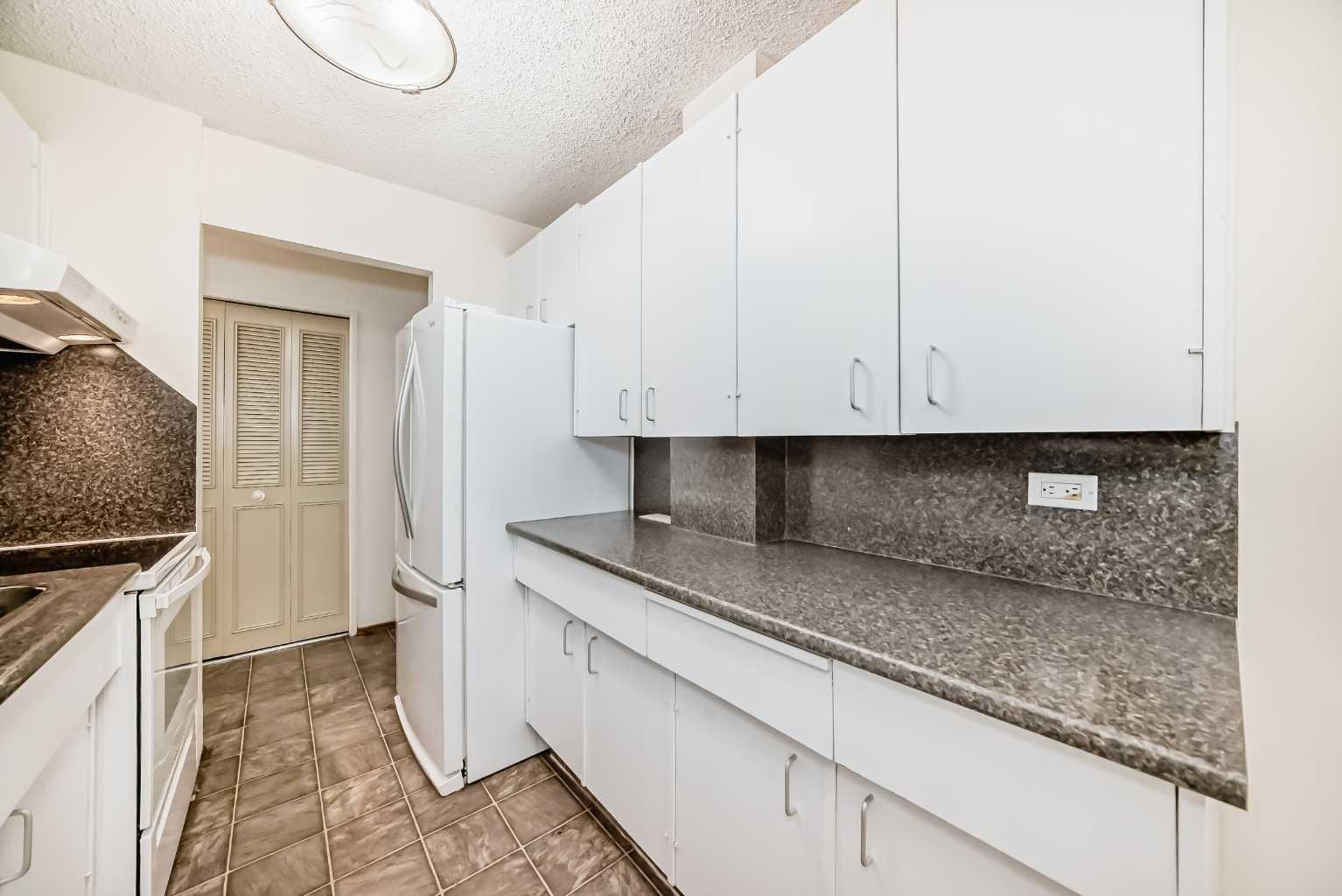 1620 8 Avenue NW 274