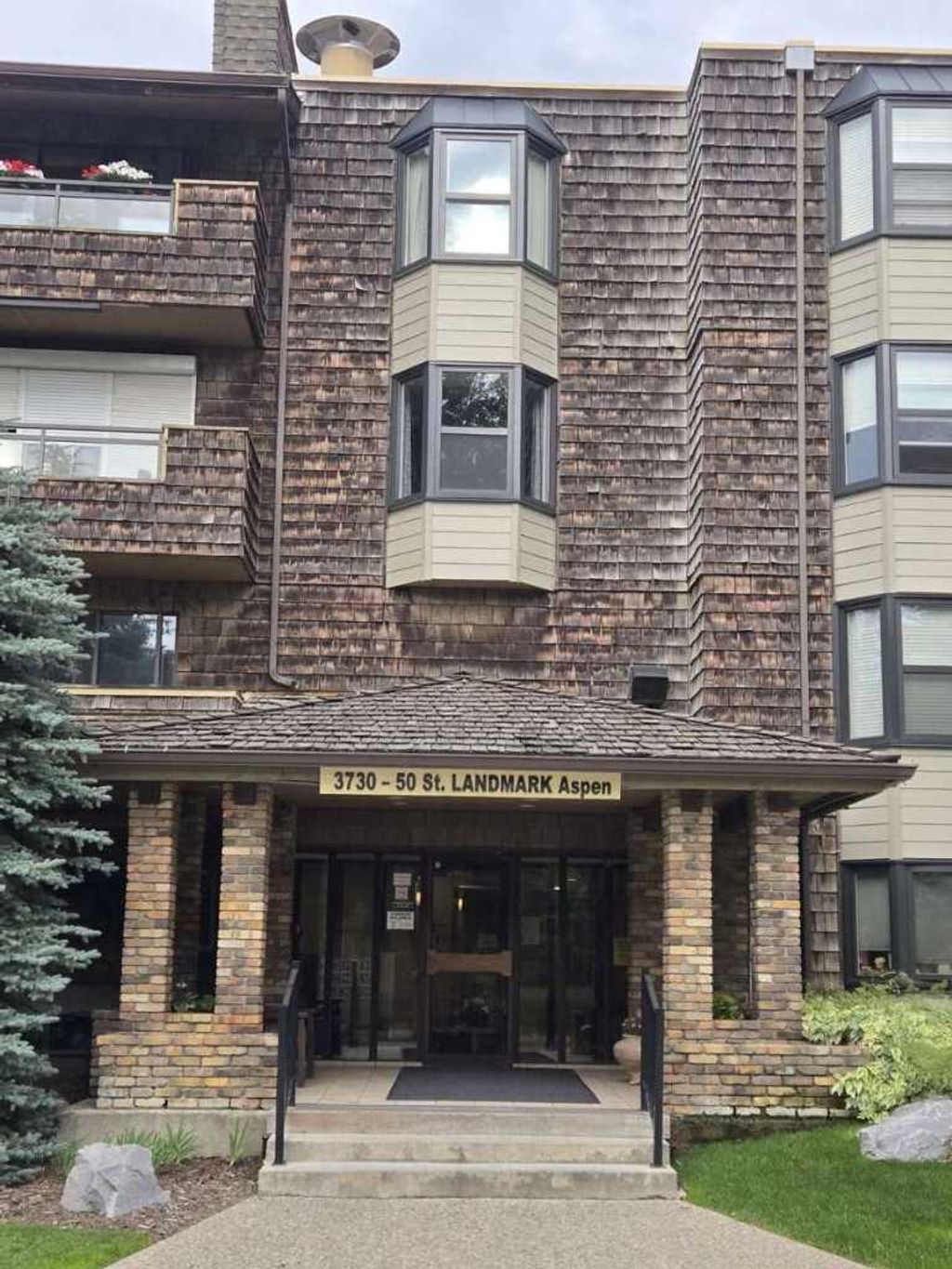 Photo of 3730 50 Street NW #206, Calgary, AB T3A 2V9 (MLS # A2248729)