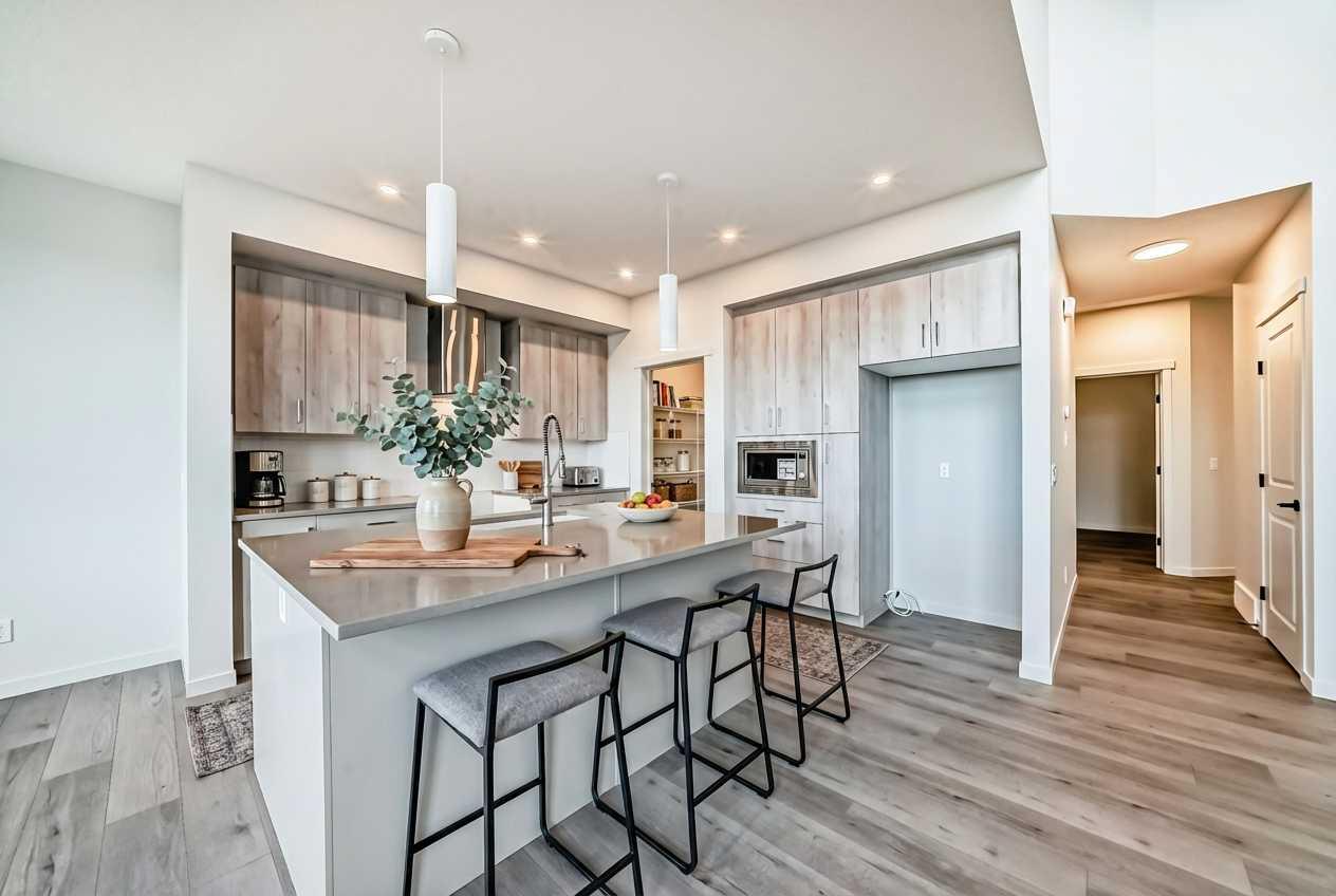 67 Bartlett Crescent SE