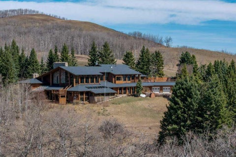 Photo of 240074 Highway 546, Rural Foothills County, AB T0L 2A0 (MLS # A2304112)