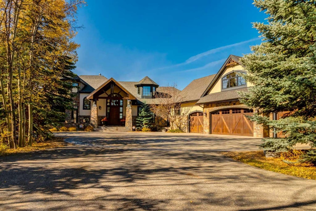Photo of 56 Uplands Way SW, Rural Rocky View County, AB T3Z 3N5 (MLS # A2352223)