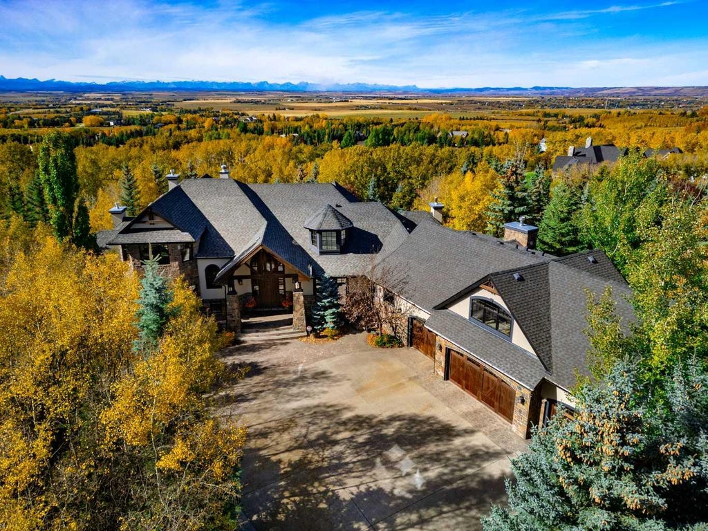 Photo of 56 Uplands Way SW, Rural Rocky View County, AB T3Z 3N5 (MLS # A2352223)