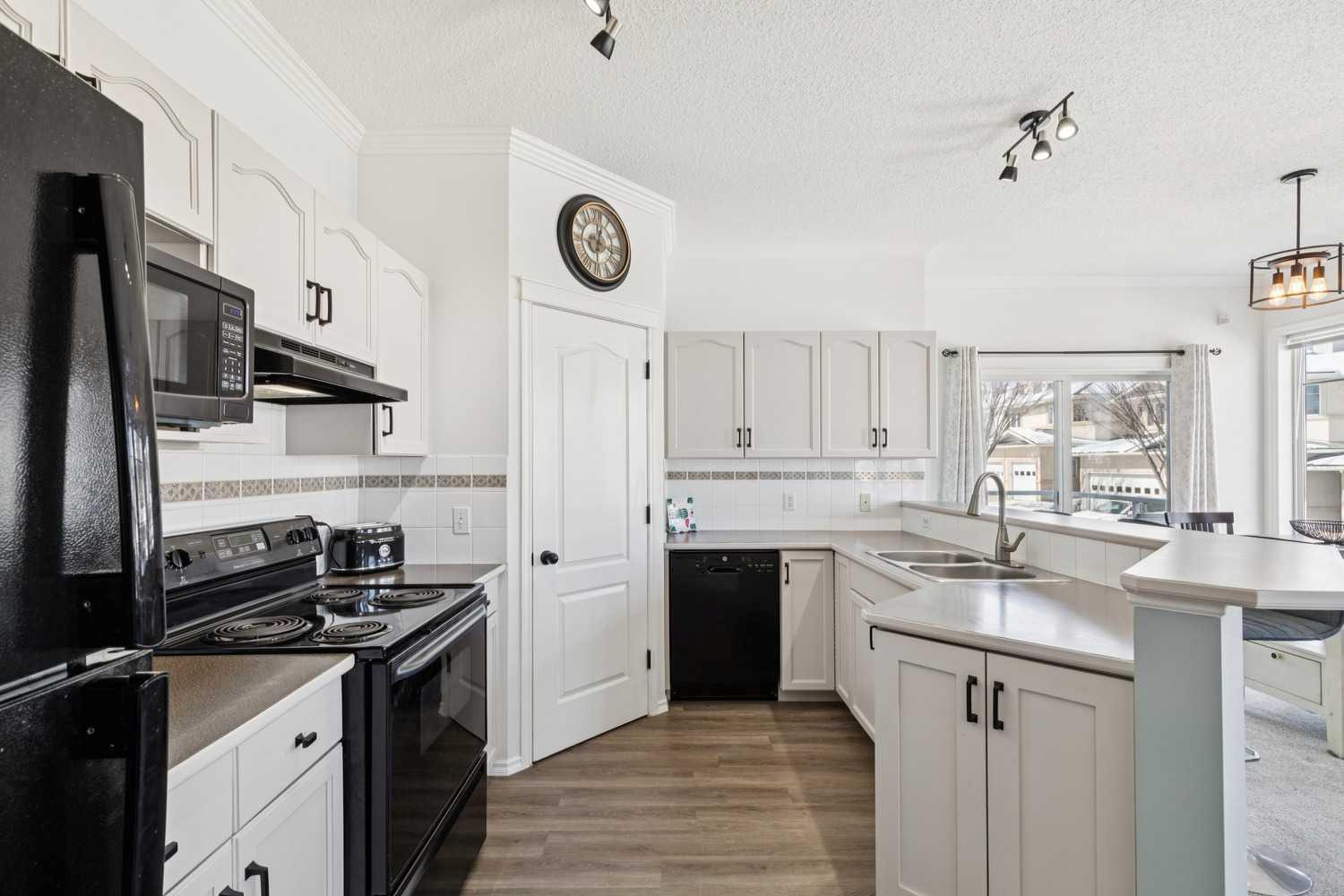 40 Edgeridge Terrace NW