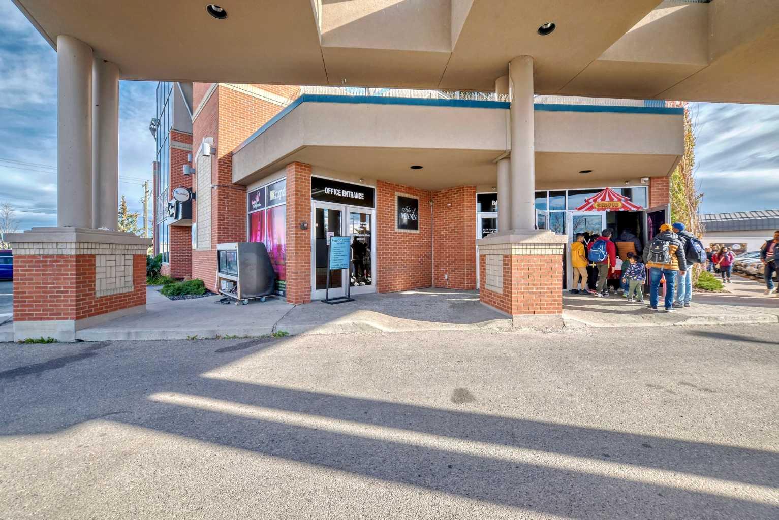 5075 Falconridge Boulevard NE 928