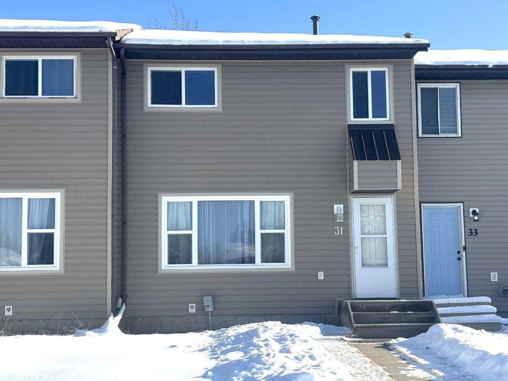 Photo of 31 Kimzey Crossing, Whitecourt, AB T7S 1G1 (MLS # A2296654)