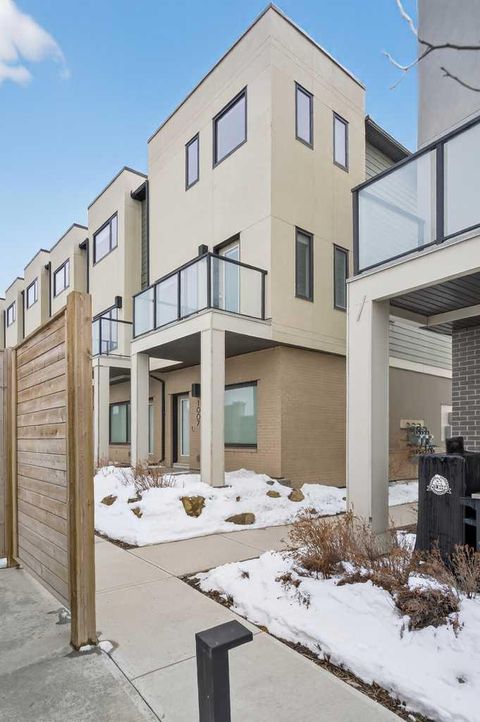 Photo of 218 Sherwood Square NW #1007, Calgary, AB T3R 0Y2 (MLS # A2295383)