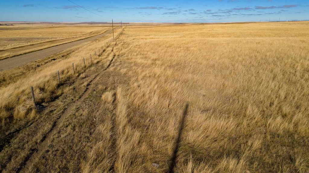 Photo of Hwy 501 Highway E, Rural Warner No. 5, County of, AB T0K 1M0 (MLS # A2119001)