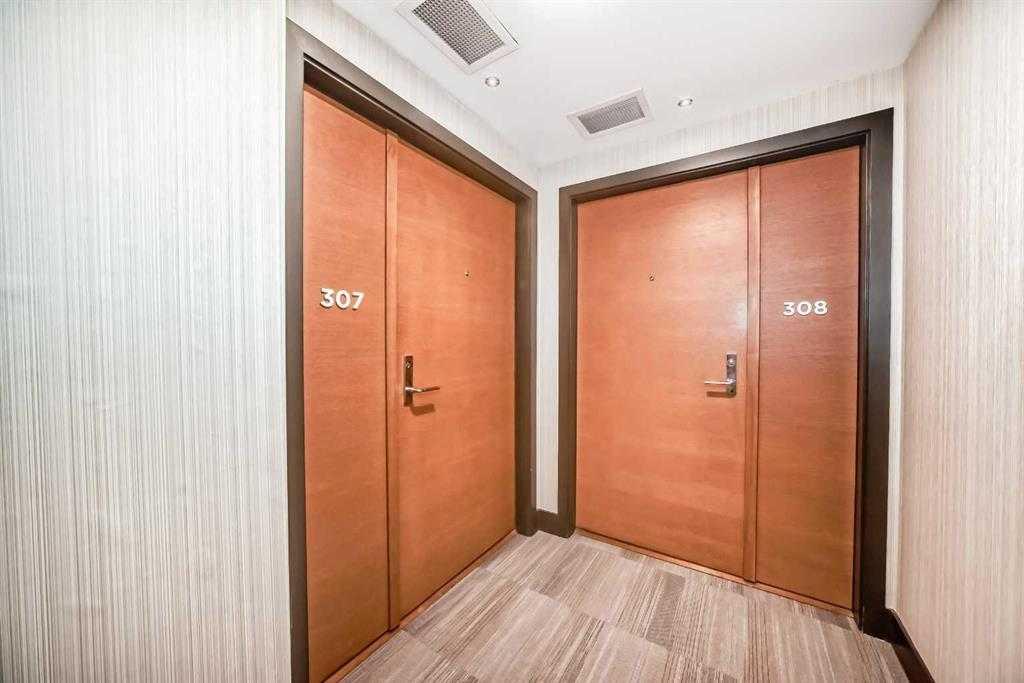 519 Riverfront Avenue SE 307