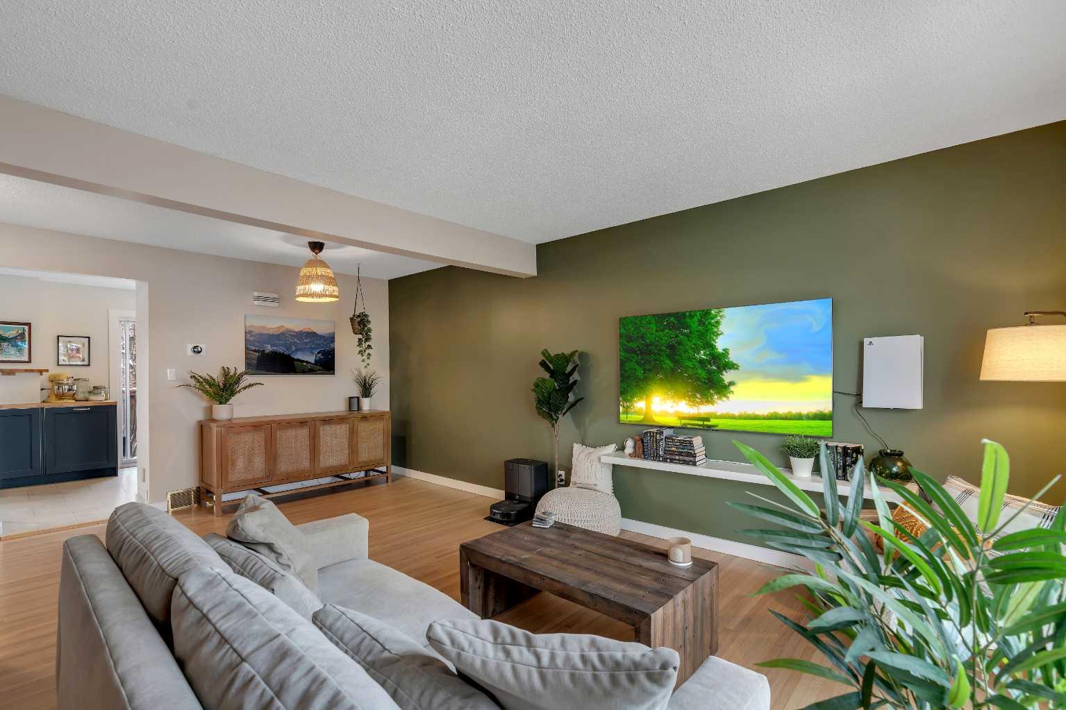 9803 24 Street SW 102