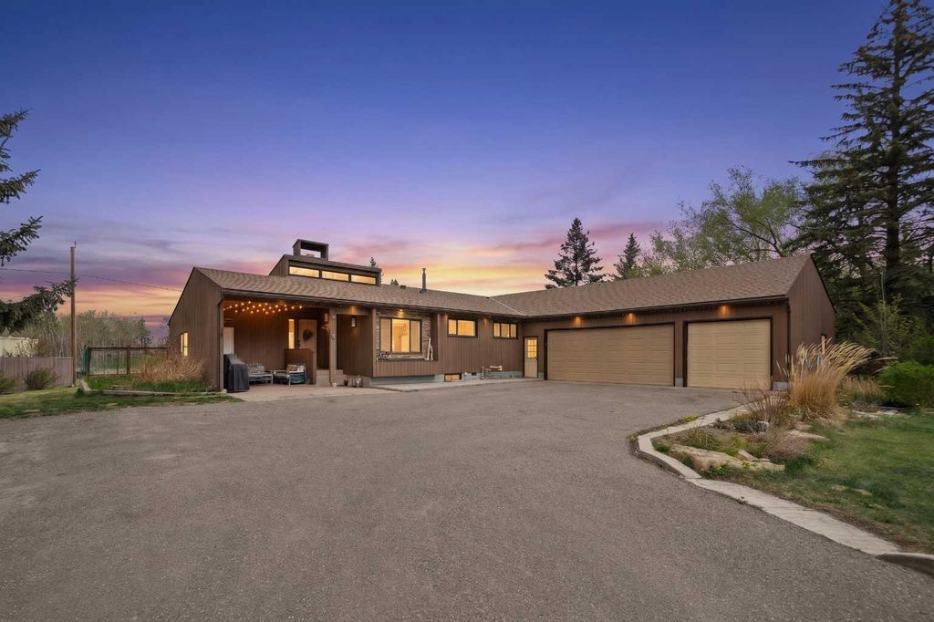 Photo of 71 Prairie Schooner Estates, Rural Rocky View County, AB T1X 0J8 (MLS # A2312323)