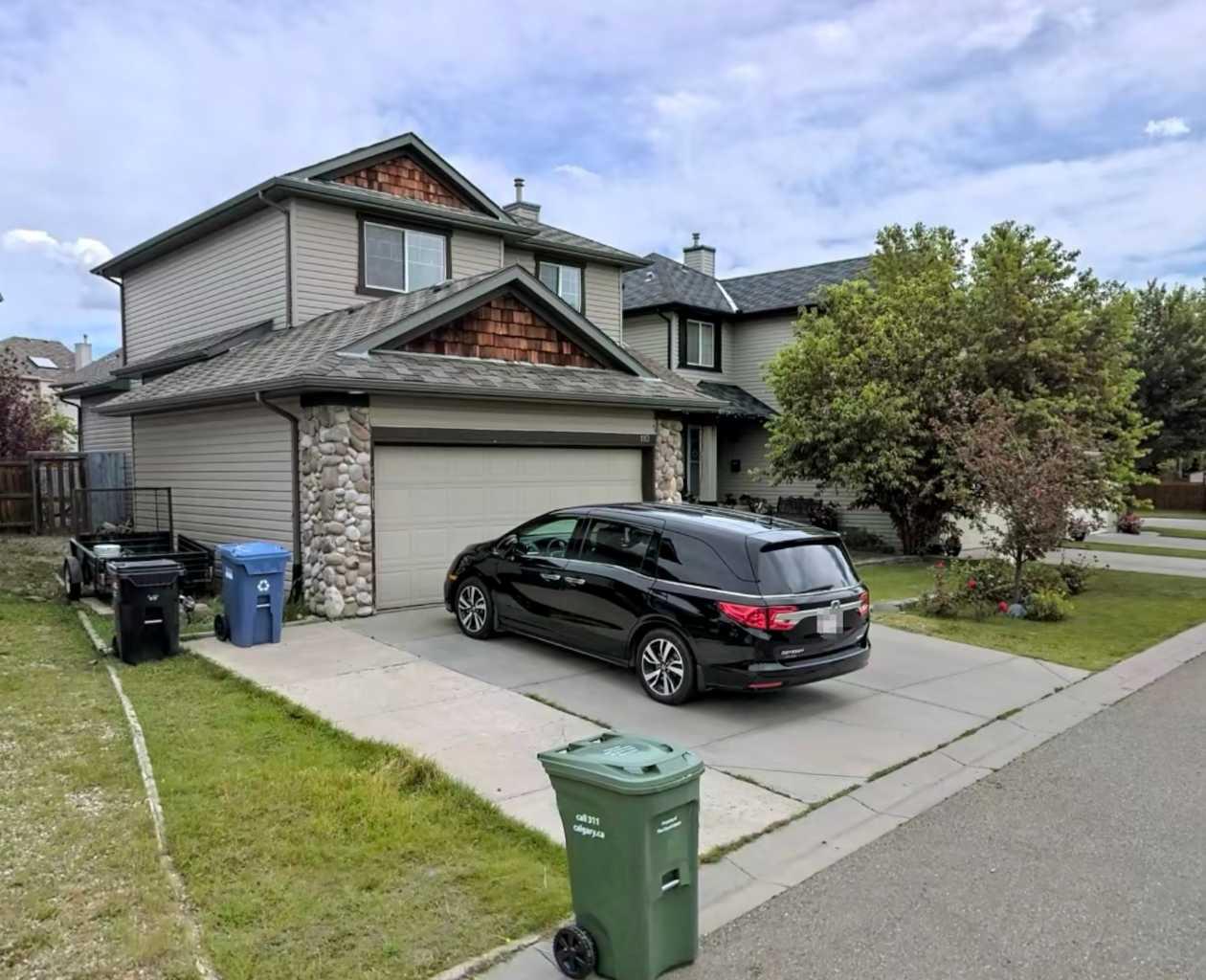 110 Tuscany Ravine Bay NW