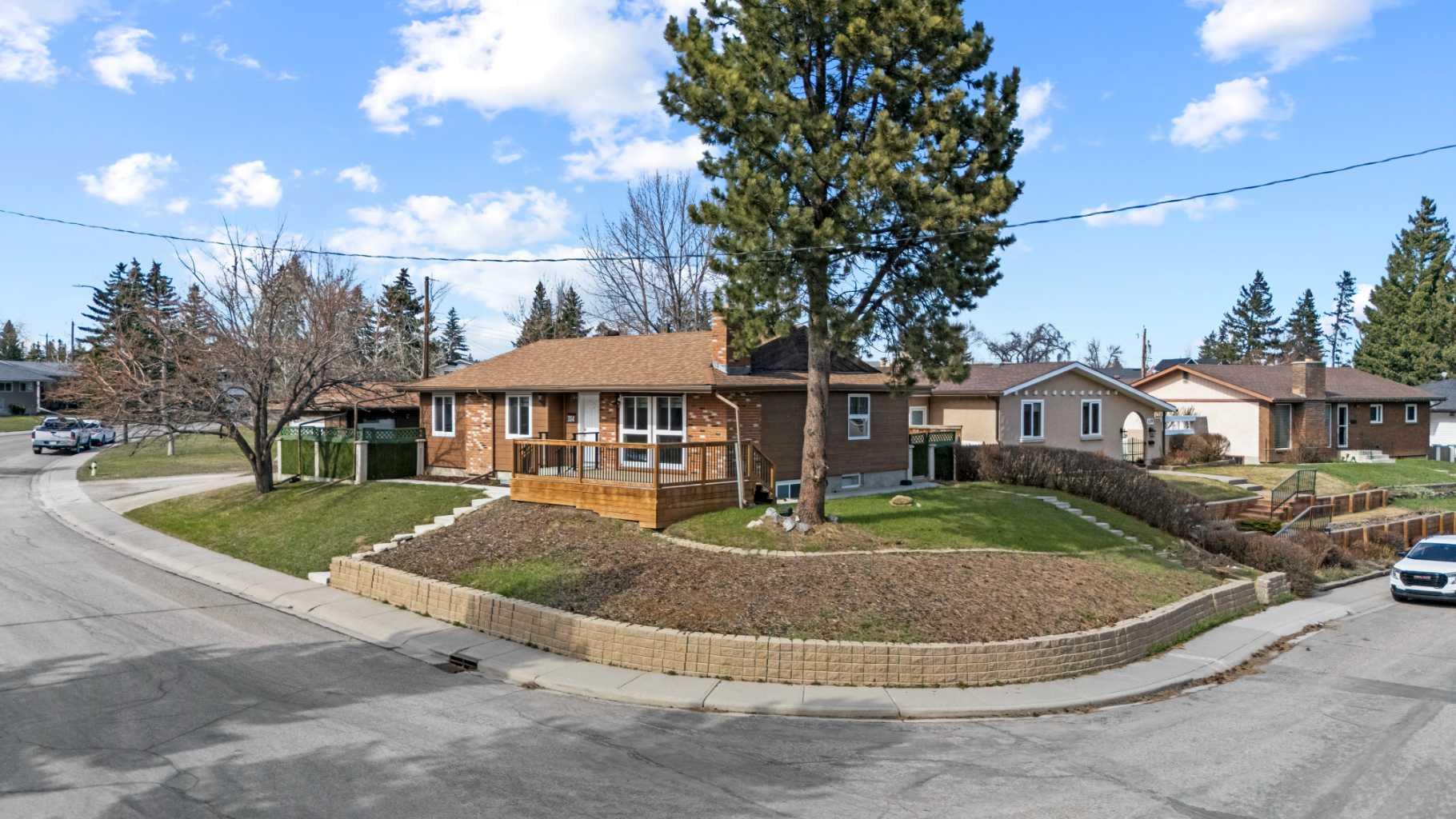 304 Huntbourne Hill NE