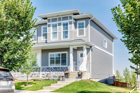 Photo of 449 West Lakeview Drive, Chestermere, AB T1X 2A4 (MLS # A2340189)