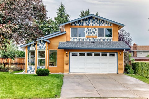 Photo of 39 Woodfield Crescent SW, Calgary, AB T2W 3W2 (MLS # A2337684)