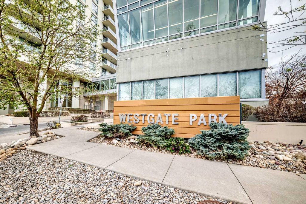 Photo of 99 Spruce Place SW #1905, Calgary, AB T3C 3X7 (MLS # A2310741)