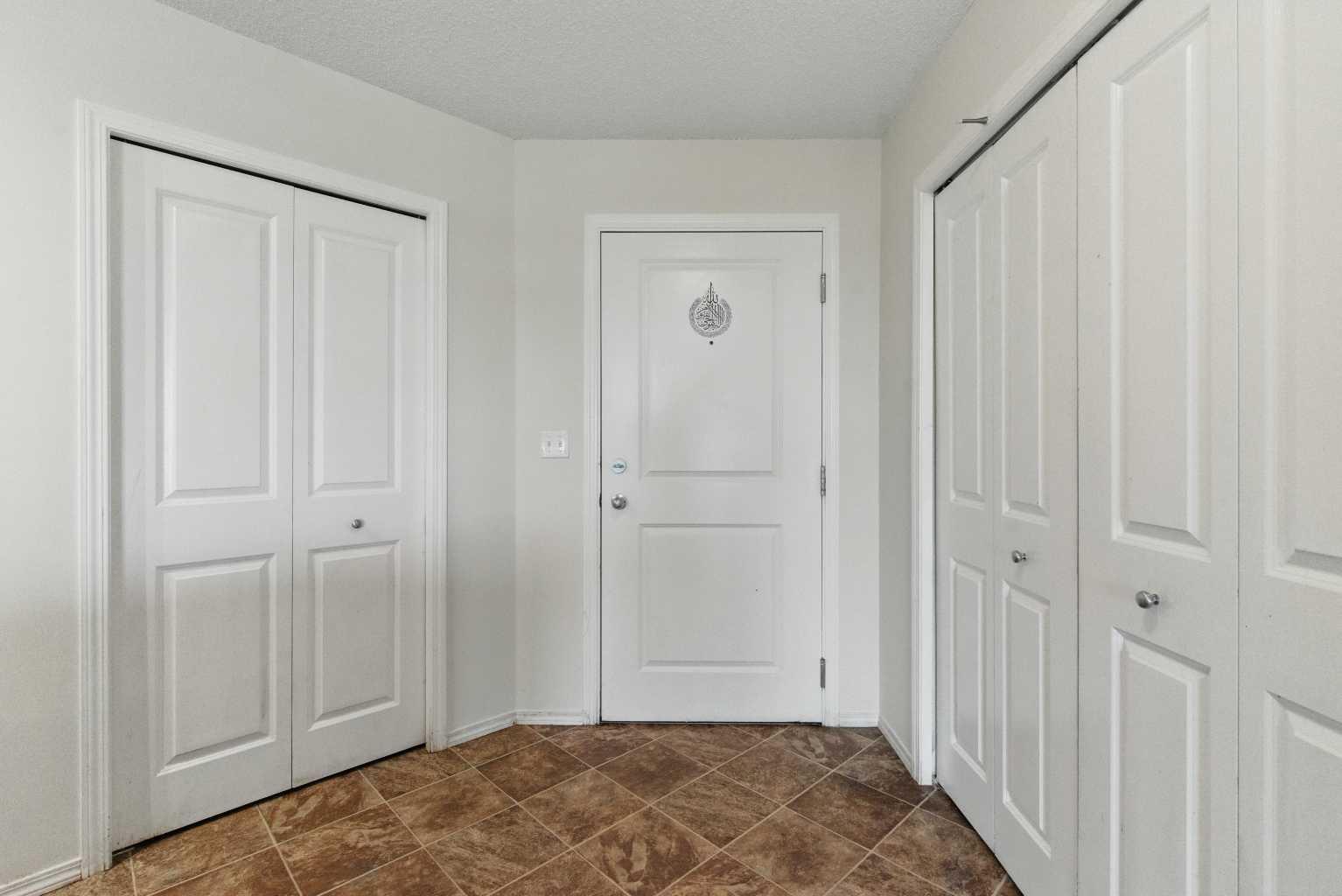 15 Saddlestone Way NE 409