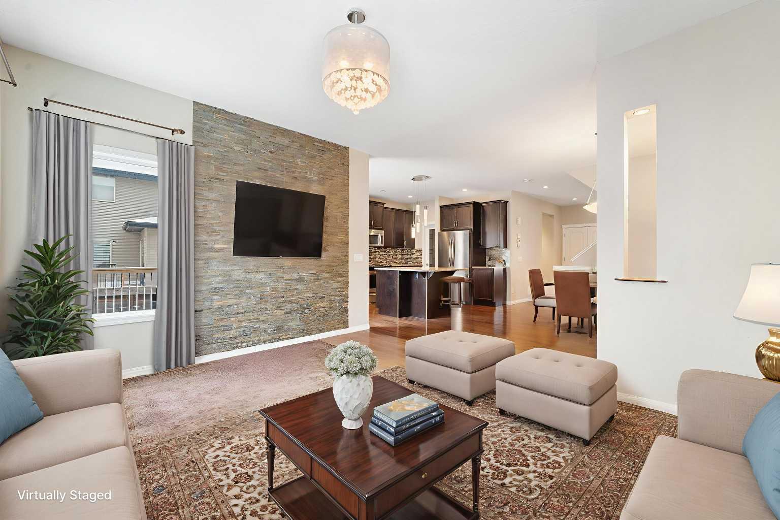 220 Walden Heights SE