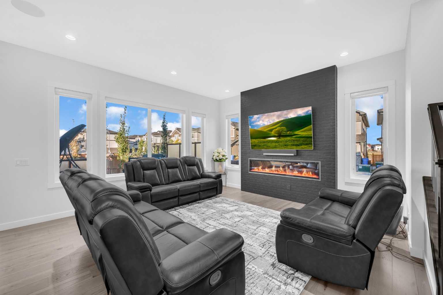 134 Corner Meadows Common NE